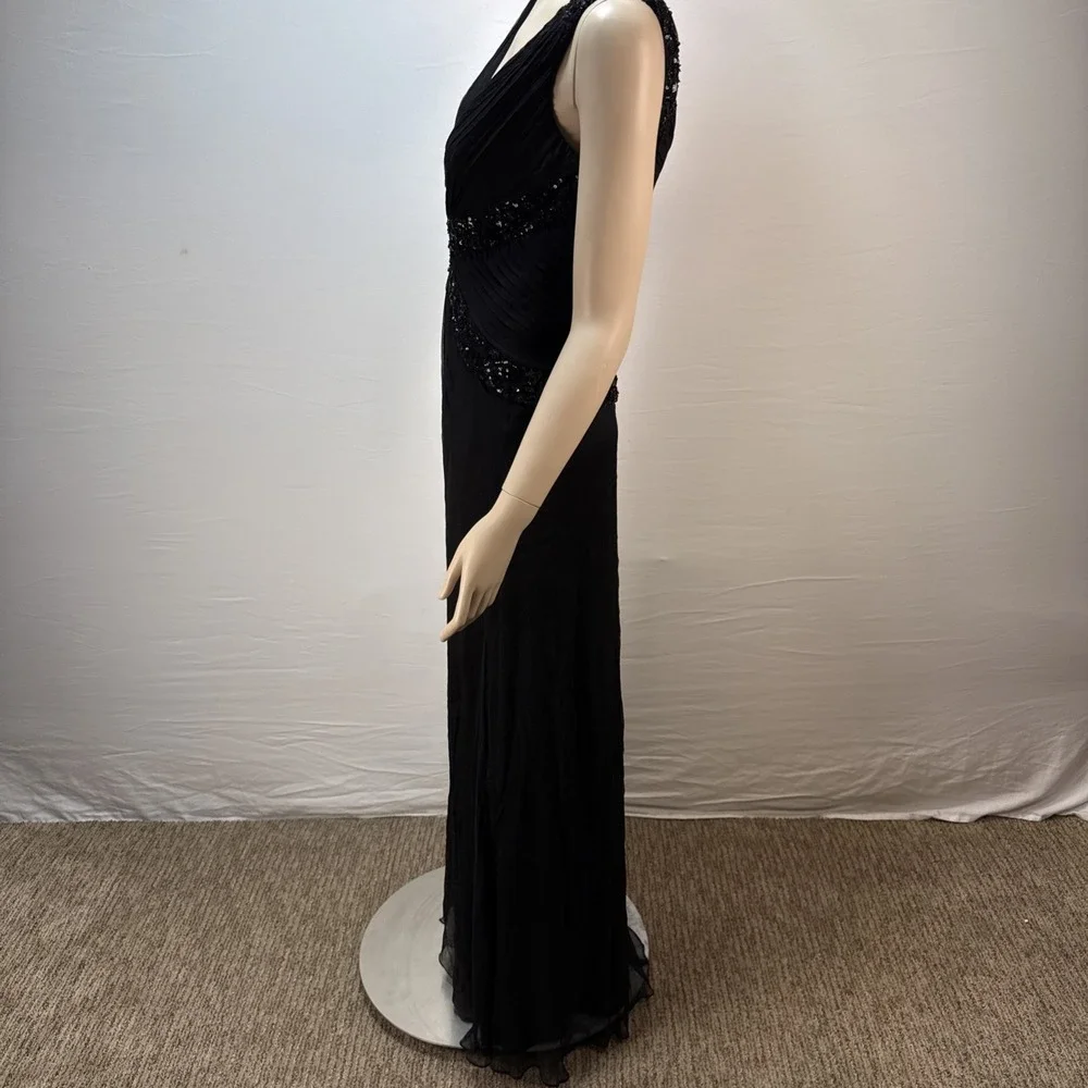 Tadashi Collection Long Evening Gown‎ Size 10 Black Silk Chiffon Beaded V-Neck